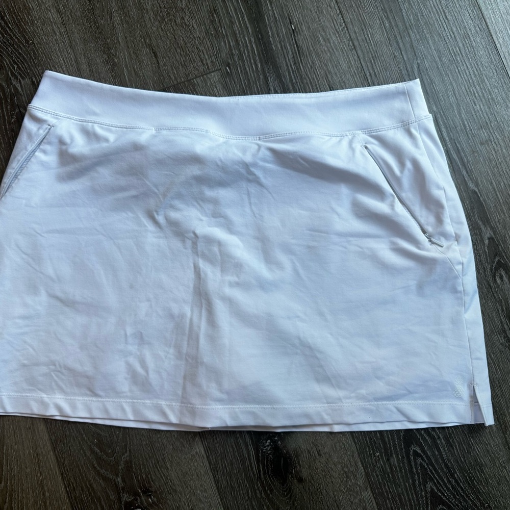 White Women's Skort Tommy Bahama xl